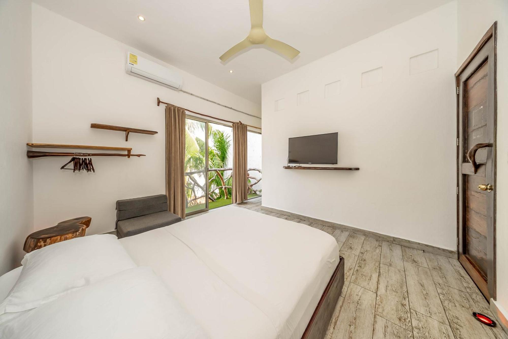 The Green Village Boutique Hotel Playa del Carmen Exteriör bild