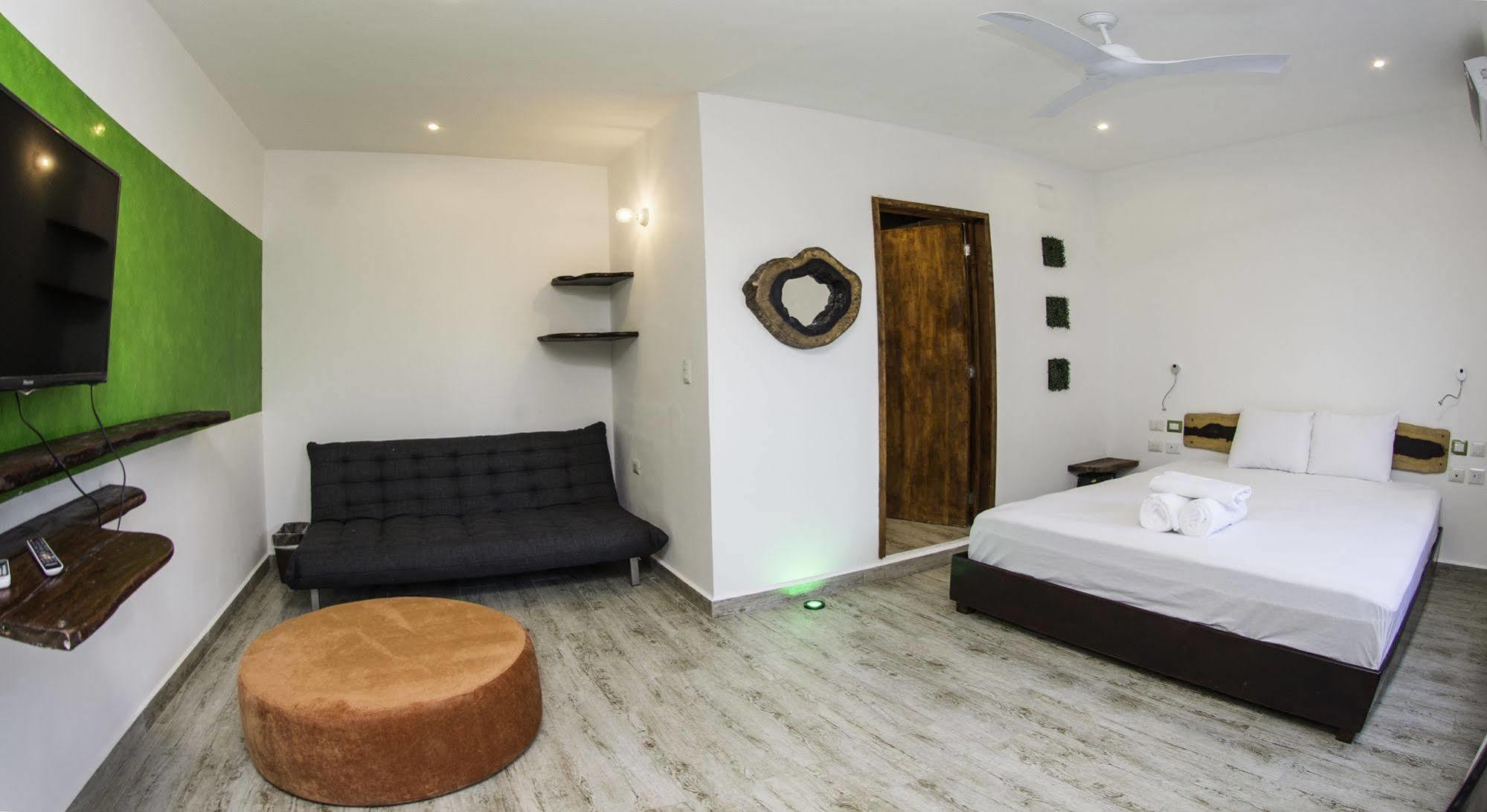 The Green Village Boutique Hotel Playa del Carmen Exteriör bild